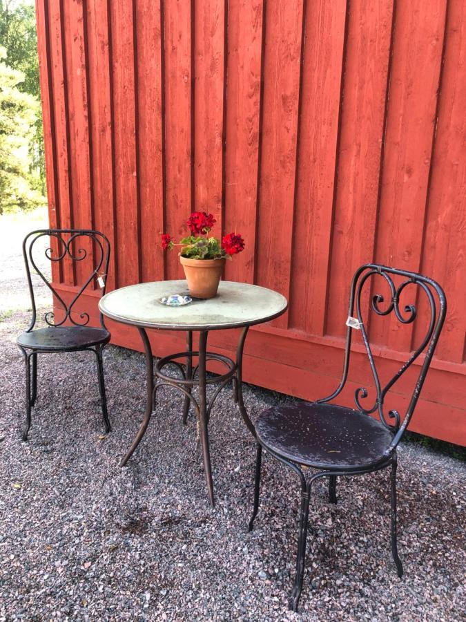 Lillemyrsgarden Guest House Forshaga Exterior photo